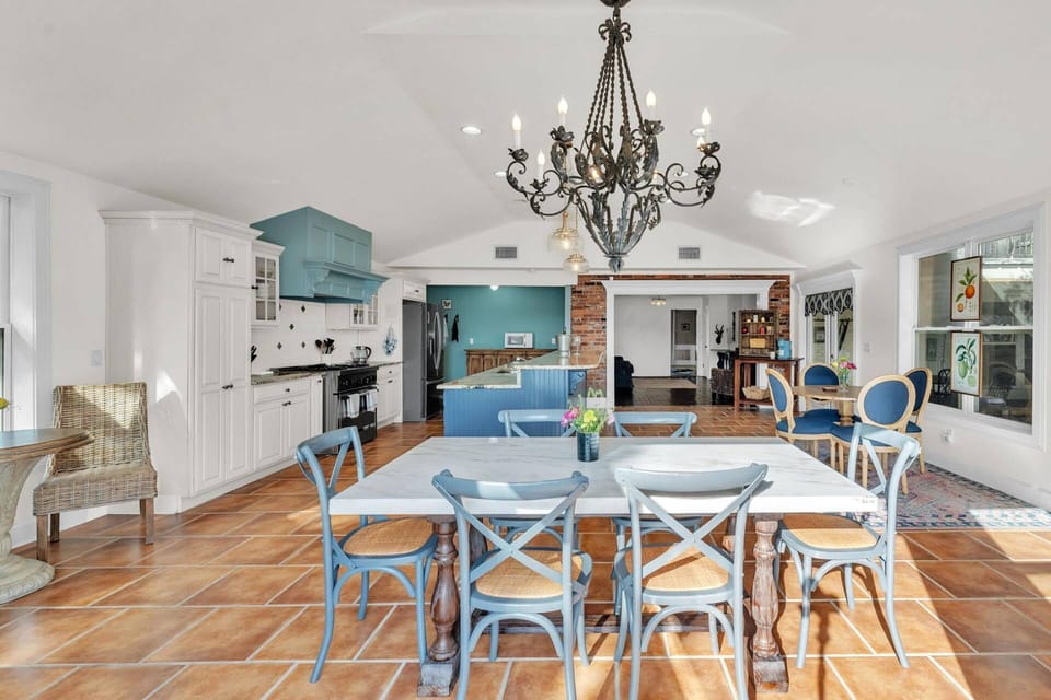 Dining for up to 12 guests in the gourmet kitchen area!