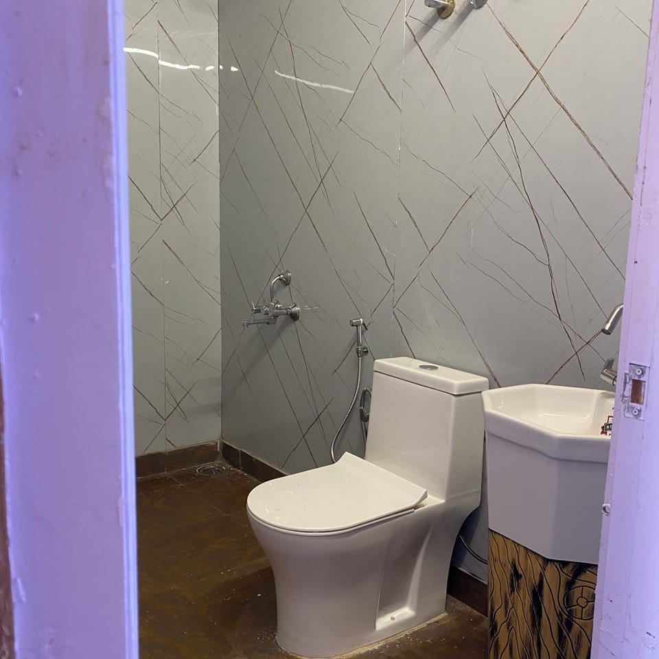 Premium Quadruple Room, Balcony, Valley View | Bathroom | Shower, hair dryer, slippers, towels