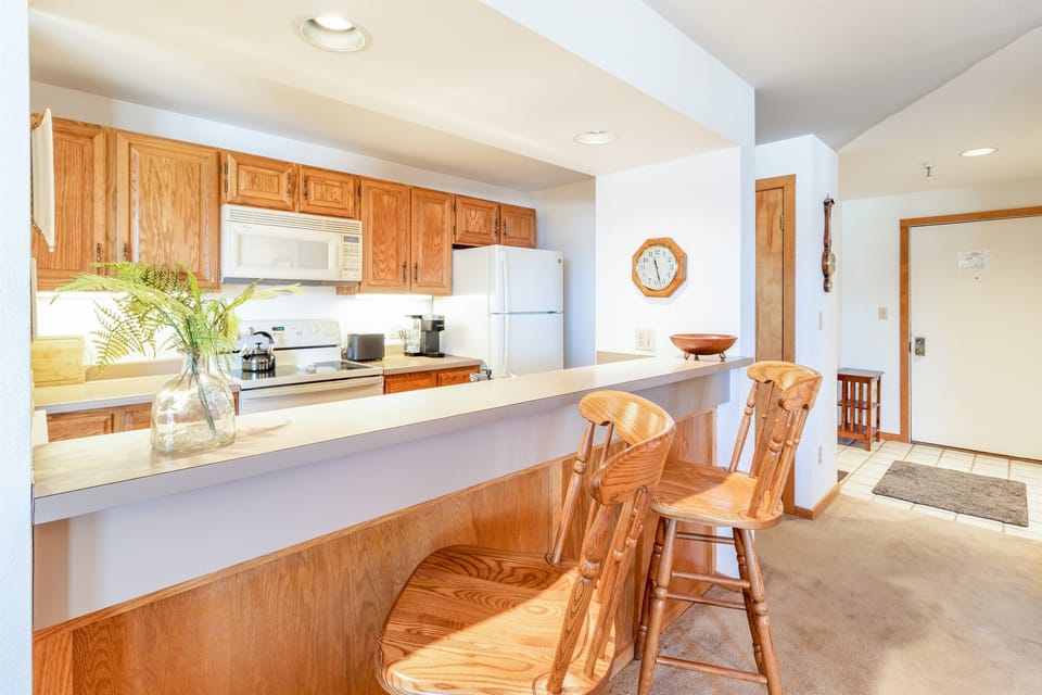 Kitchen and Bar