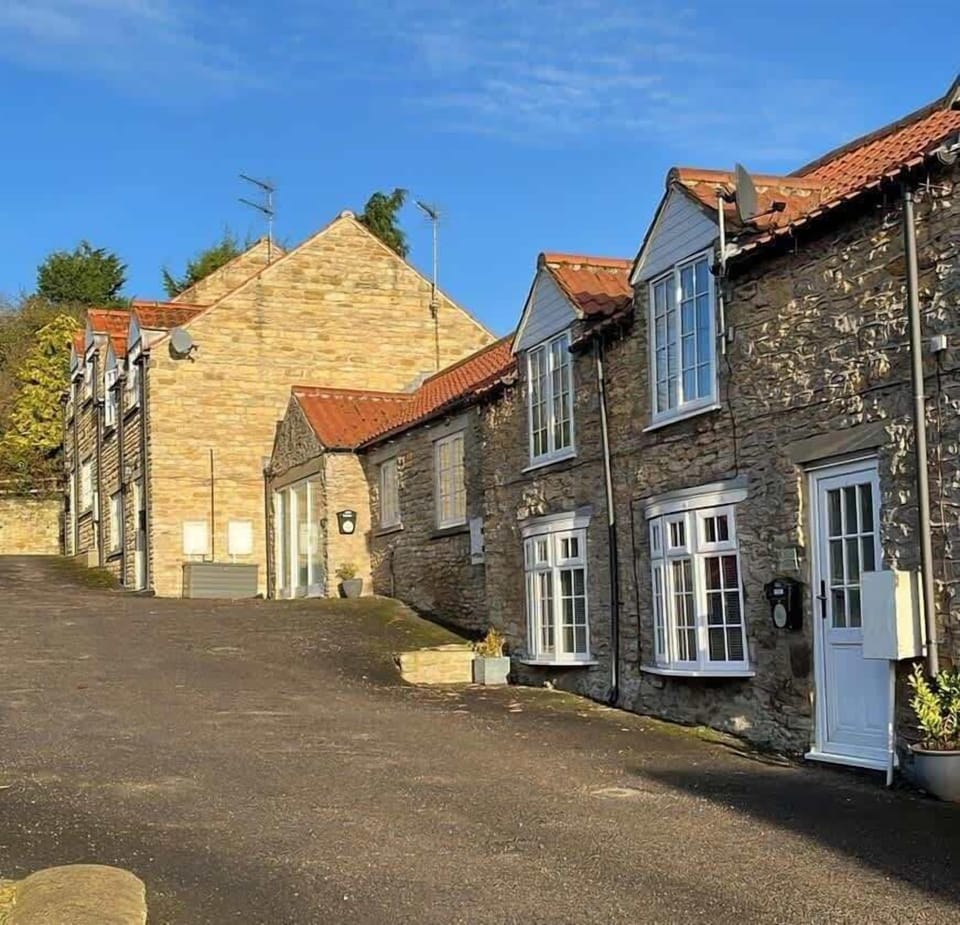 Private road with parking for each cottage