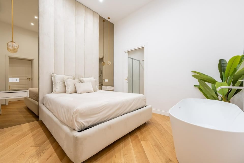 Luxury Apartment, City View | 3 bedrooms, iron/ironing board, free WiFi