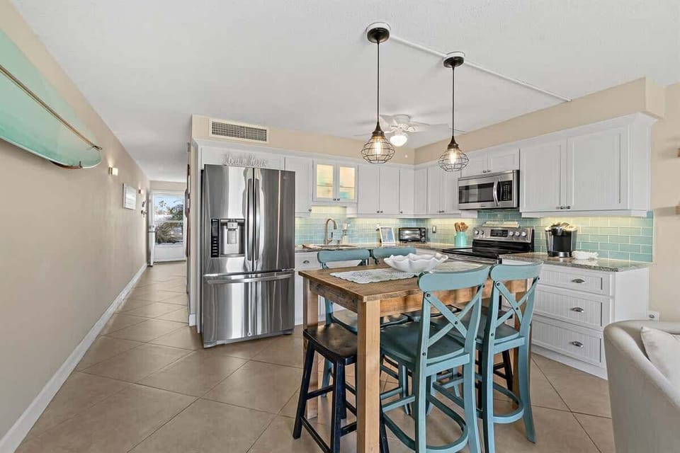 Fully Stocked Kitchen