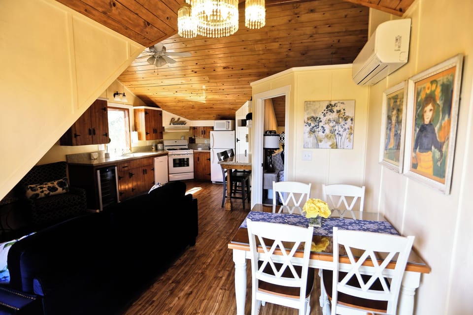 Briarwood Cottage Apartment Open Living Plan