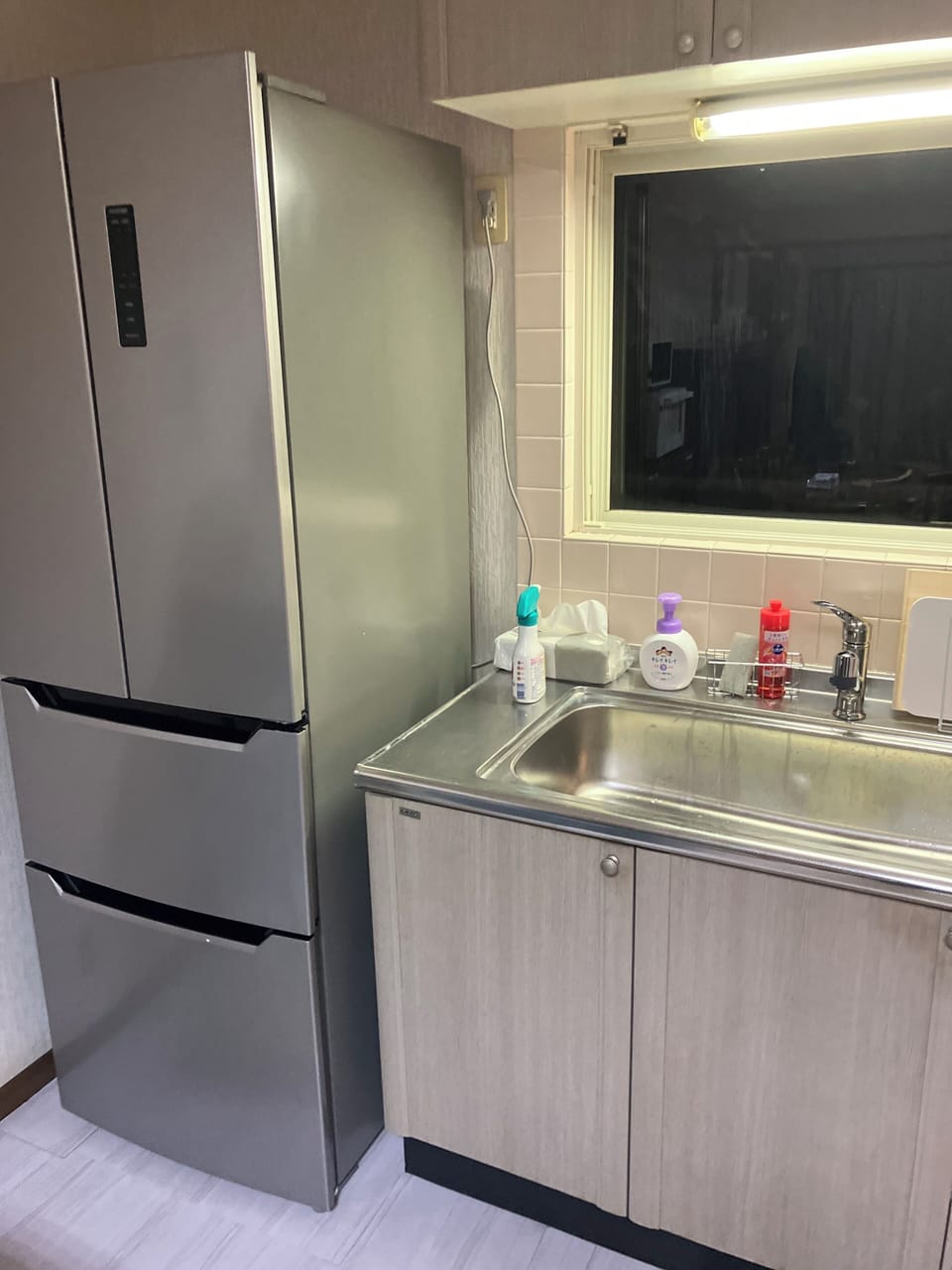 House, Garden View | Private kitchen | Electric kettle, toaster