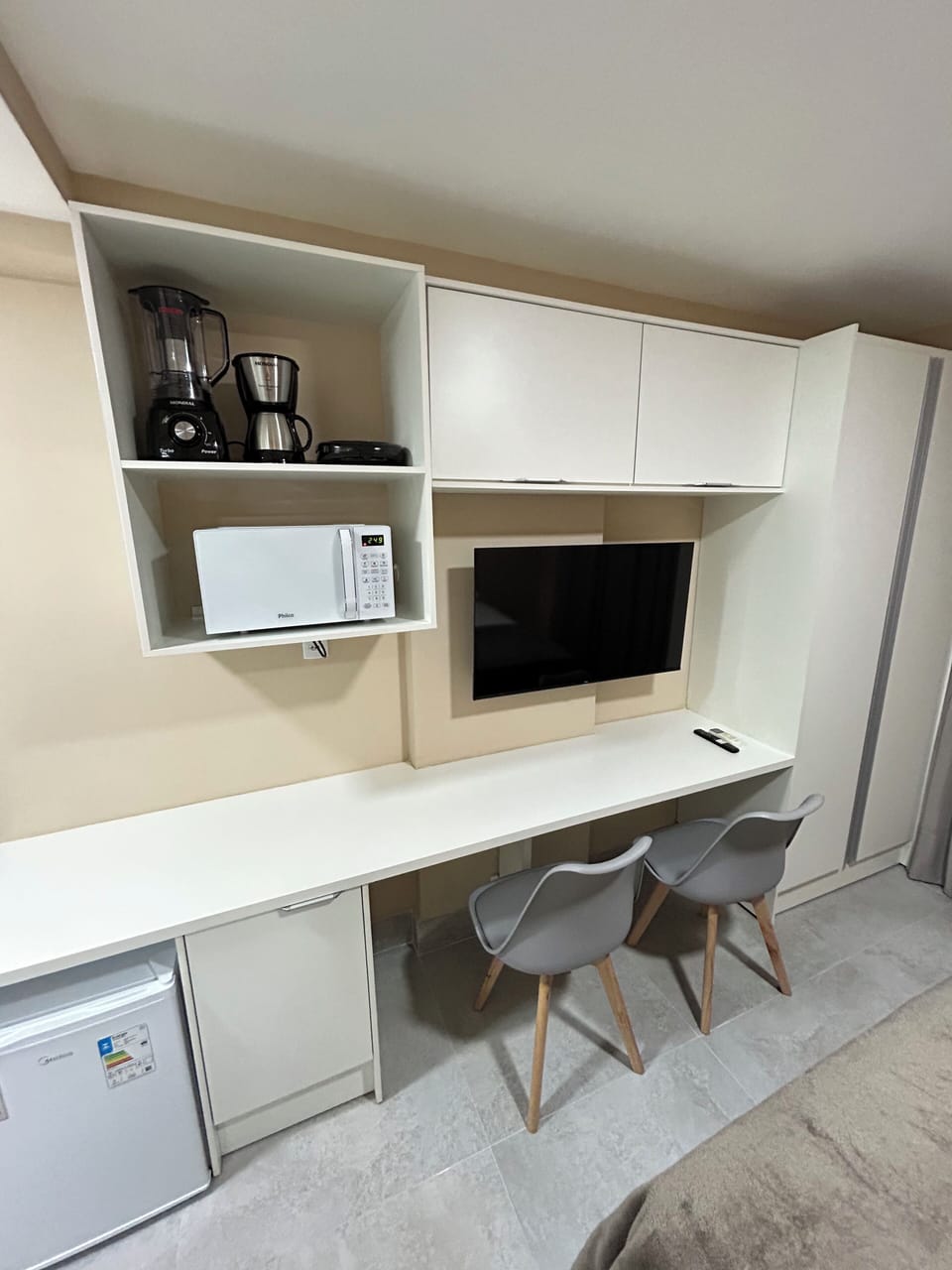 Apartment | 1 bedroom, laptop workspace, blackout drapes, iron/ironing board