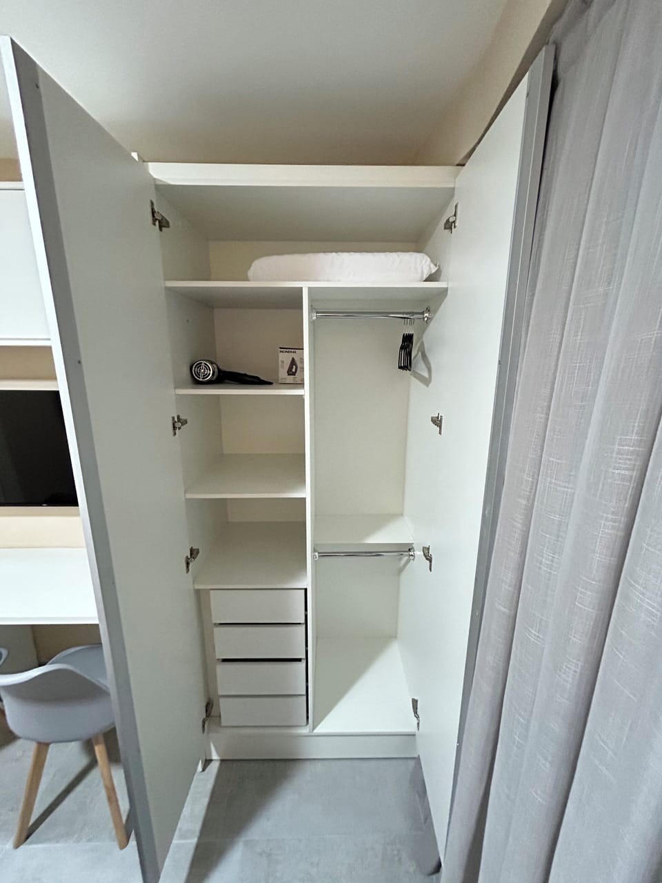 Apartment | 1 bedroom, laptop workspace, blackout drapes, iron/ironing board