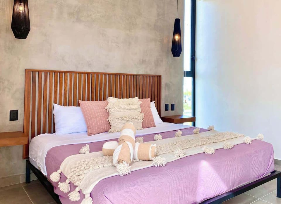 Bedroom with king-size bed