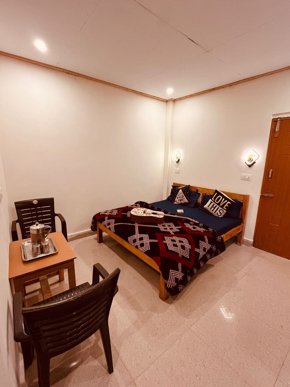 Deluxe Double Room, Mountain View | Free WiFi