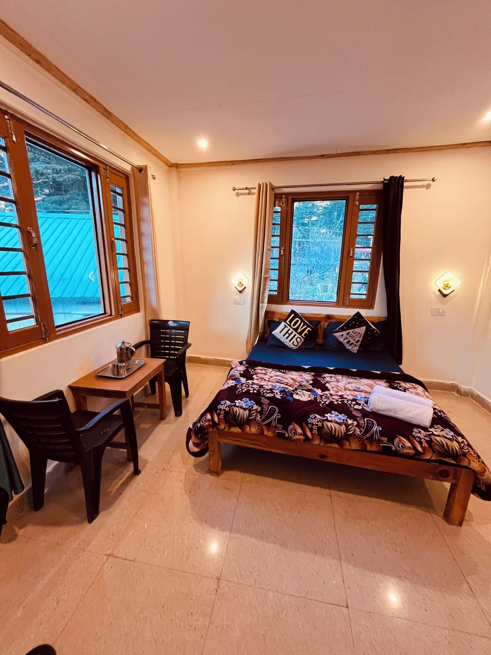 Deluxe Double Room, Mountain View | Free WiFi
