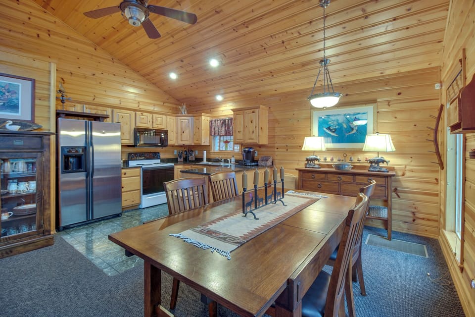 House (2 Bedrooms) | Interior