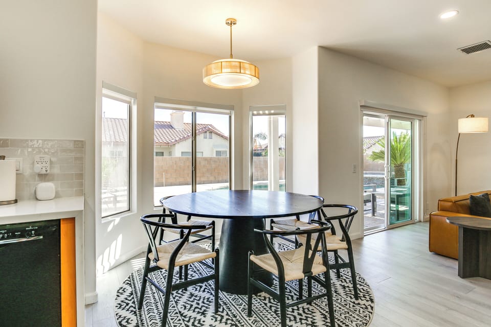 House (4 Bedrooms) | Interior