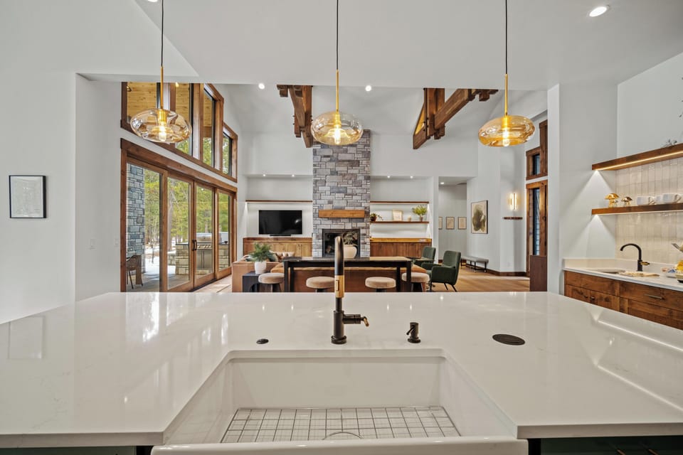 56196 Sable Rock Loop-22