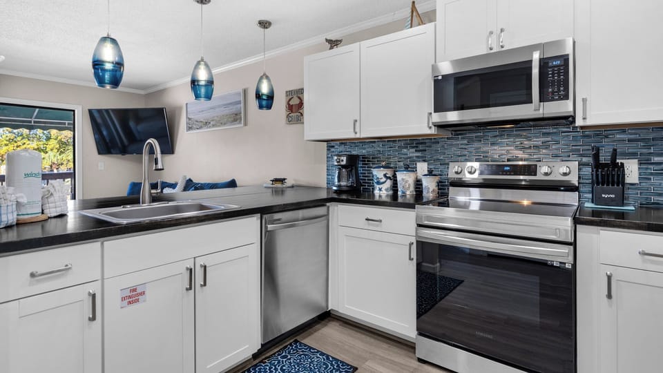 St Thomas Square 109 - Kitchen