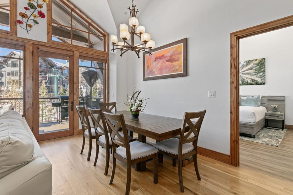 Dining Room, Dining Table, Furniture, Indoors, Table