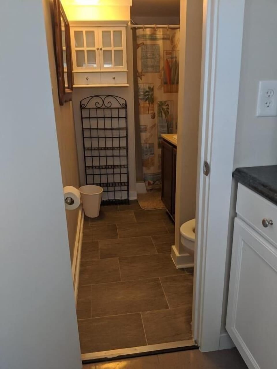 Studio Suite | Bathroom | Combined shower/tub, toilet paper