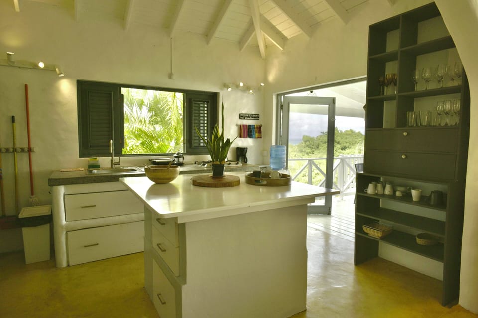 Superior Villa, Beach View | Private kitchen | Full-size fridge, microwave, oven, stovetop