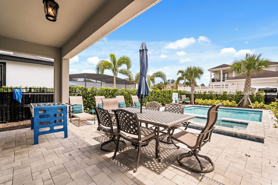 Dine al fresco under the covered lanai
