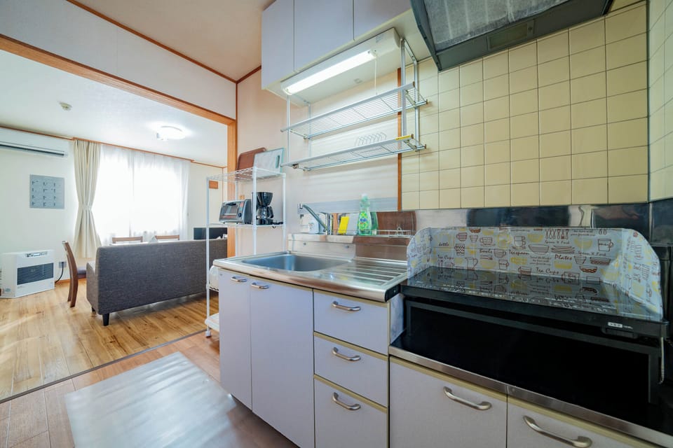 Fridge, microwave, stovetop, electric kettle