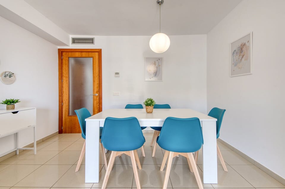 Apartment | Dining