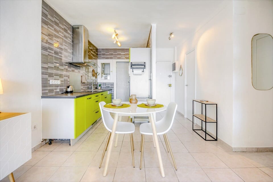 Apartment | Dining