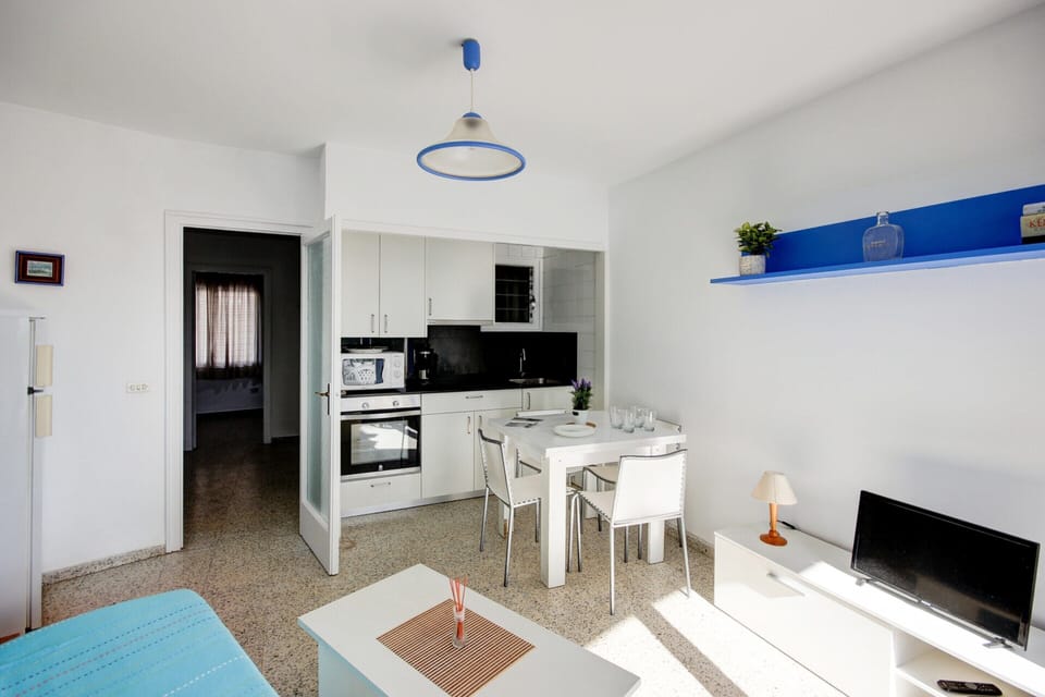 Apartment | Dining