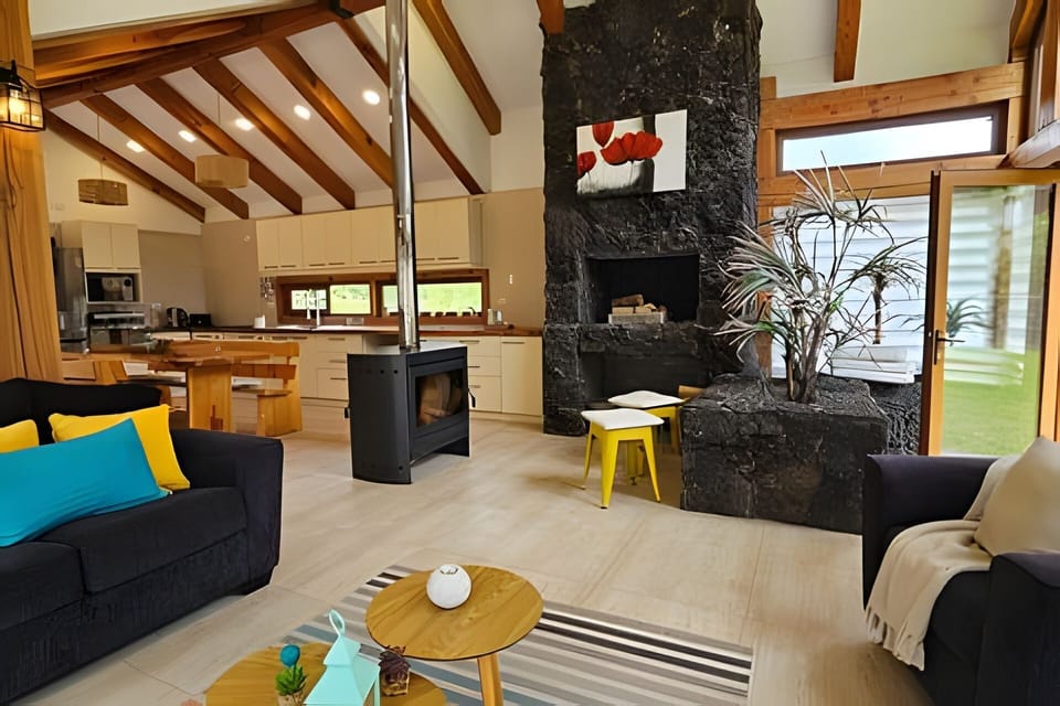 Chalet | Living area | Flat-screen TV