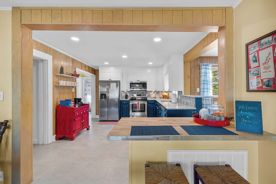 Well stocked kitchen to prepare family meals