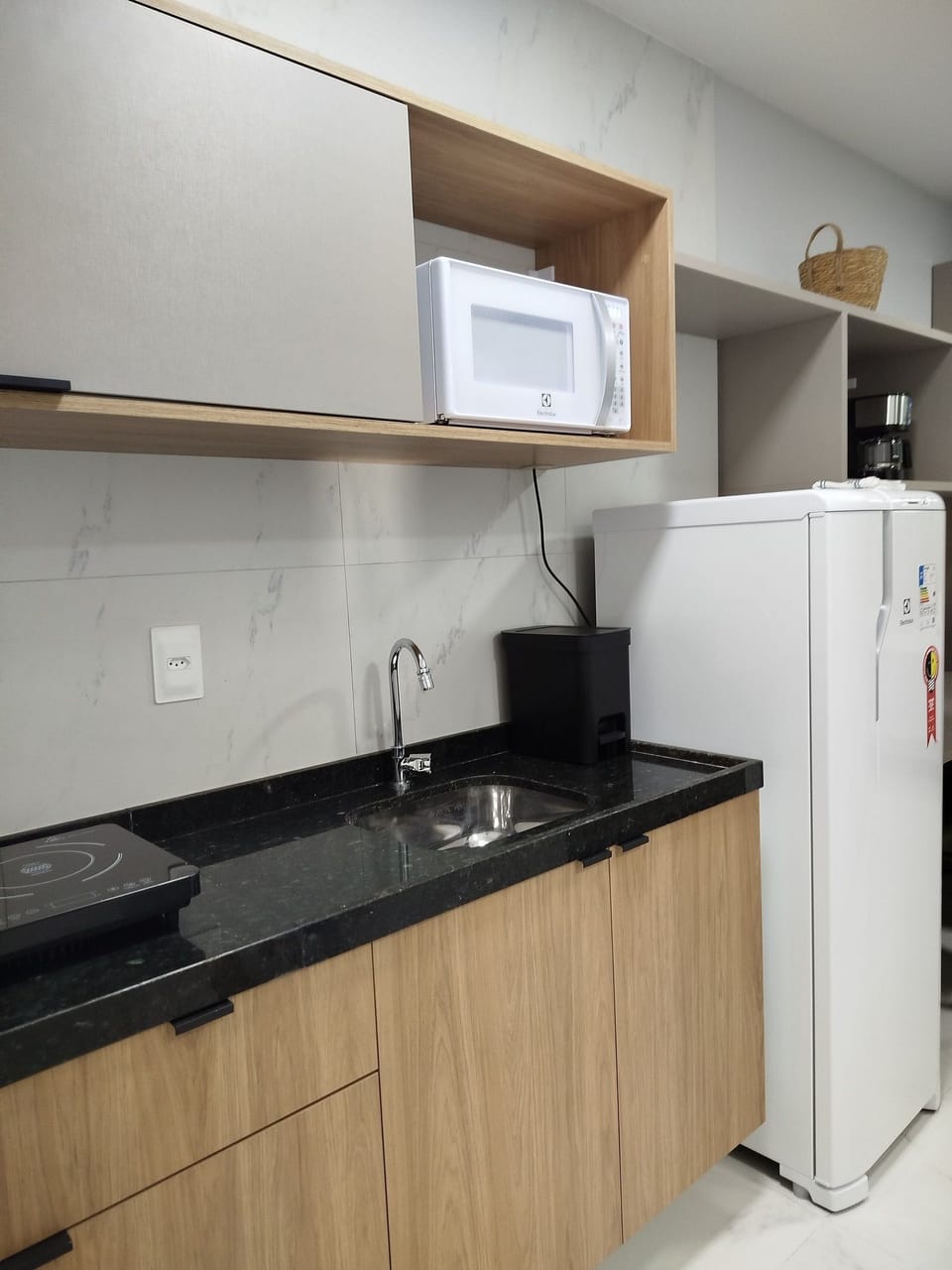 Comfort Apartment | Private kitchen | Coffee/tea maker
