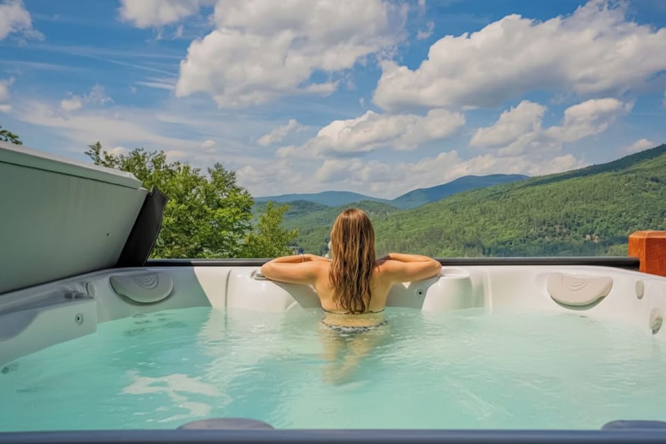 Enjoy apreski in our hot tub overlooking the mountains