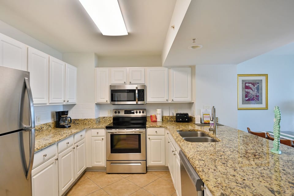 Fully equipped modern kitchen