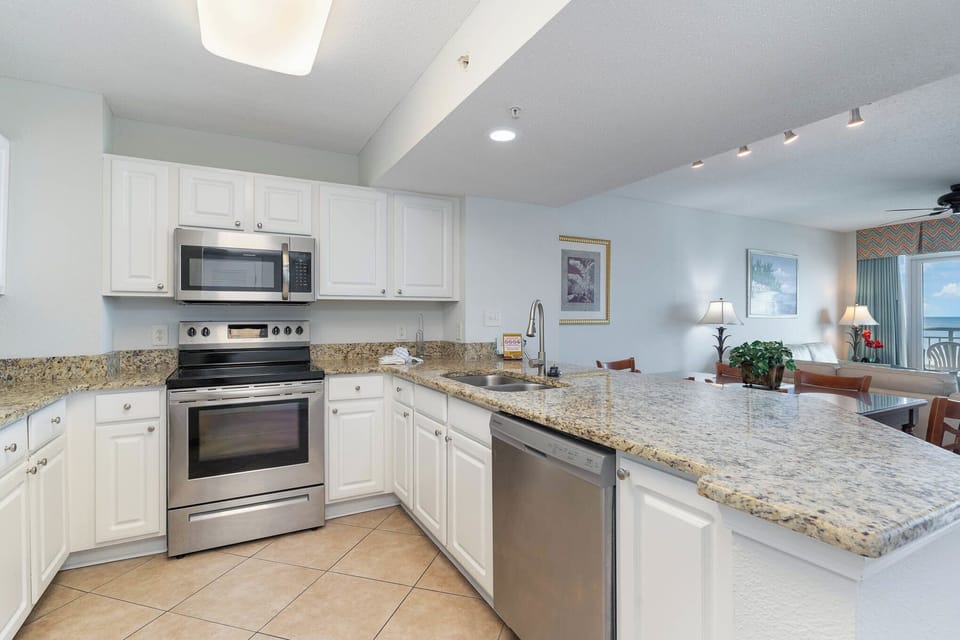 Fully equipped modern kitchen