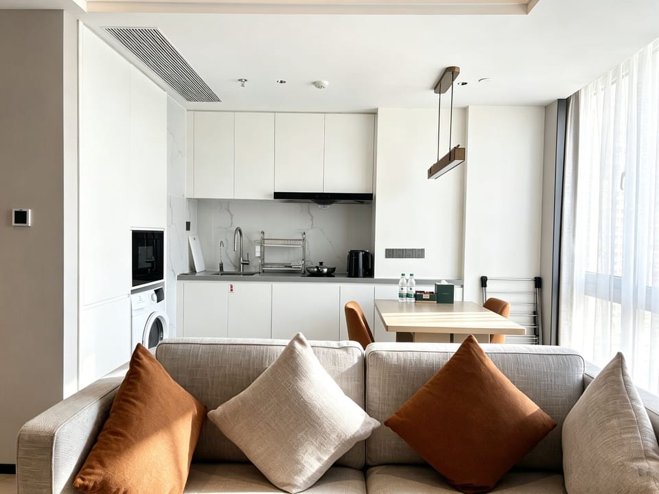 Deluxe Suite, 1 Bedroom | View from room