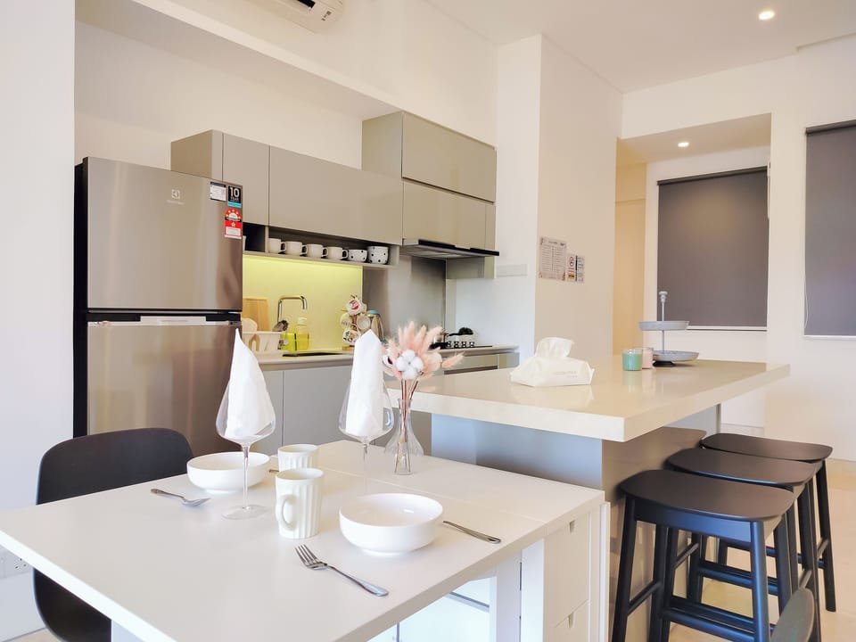 Apartment, 2 Bedrooms | Living area | 40-inch flat-screen TV with cable channels