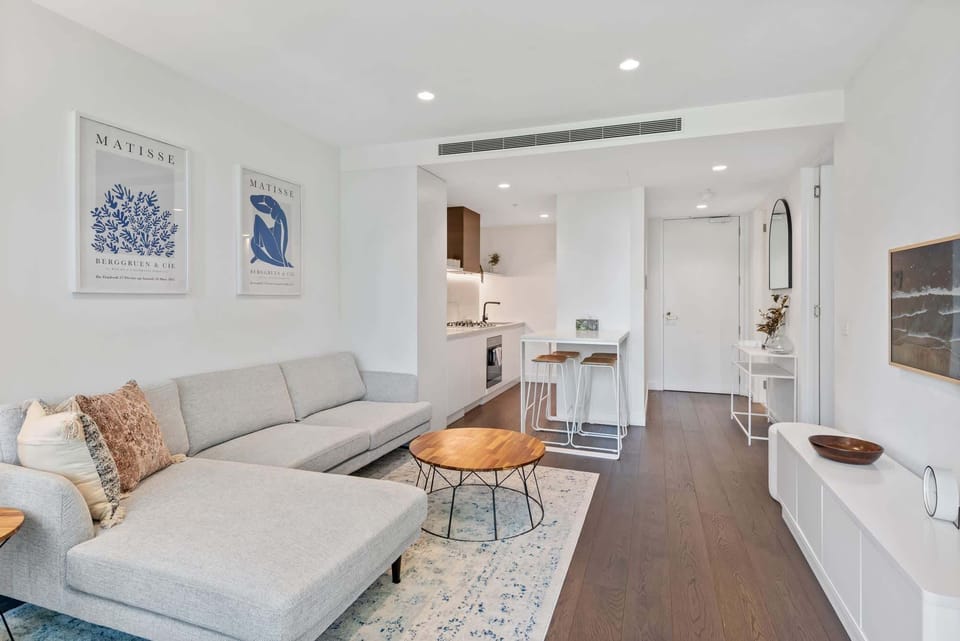 Living Area/Kitchen
