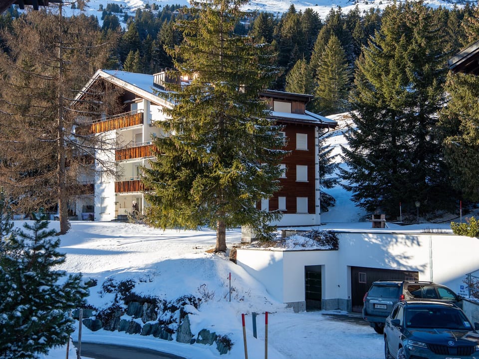 Exterior view of Casoja residential building