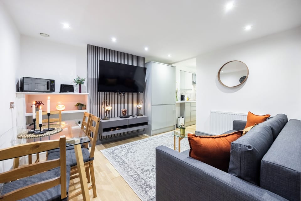 Wall-mounted TV in Living room