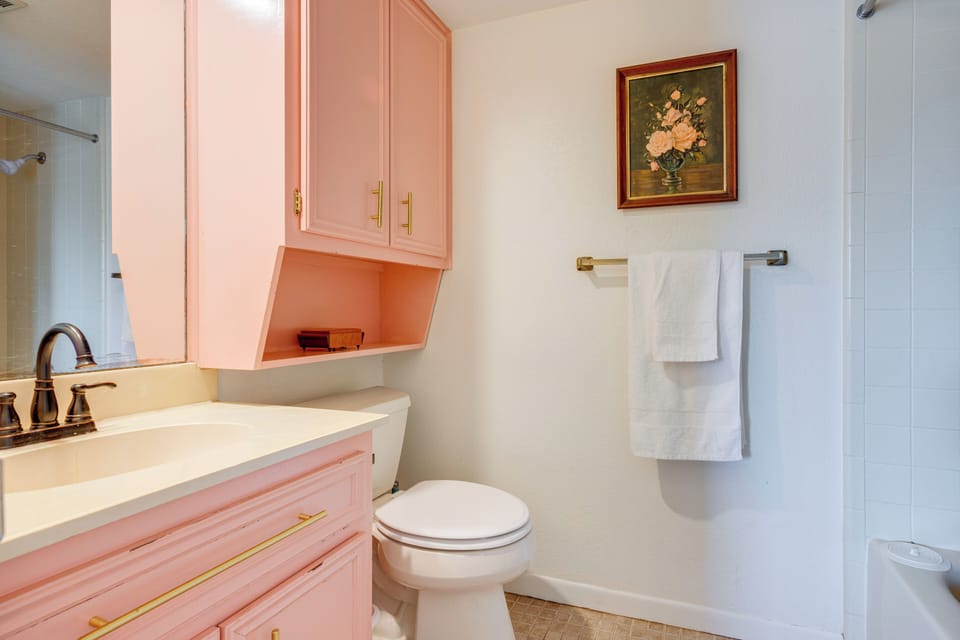 Hill Country Townhome: Close to Parks & Hiking Apartment in Texas