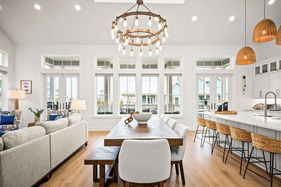 Main Living Area, 2nd Floor