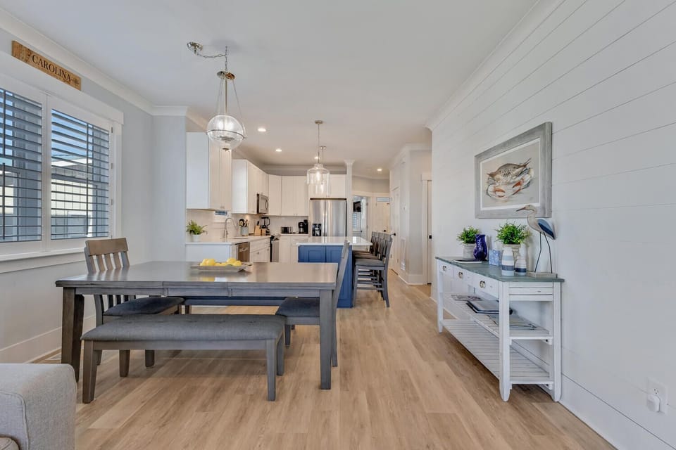 Serendipity-Dining Area & Kitchen