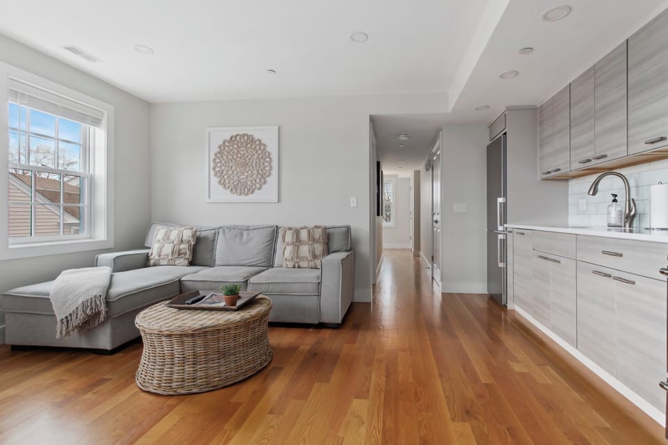 Hallway to the bedroom.