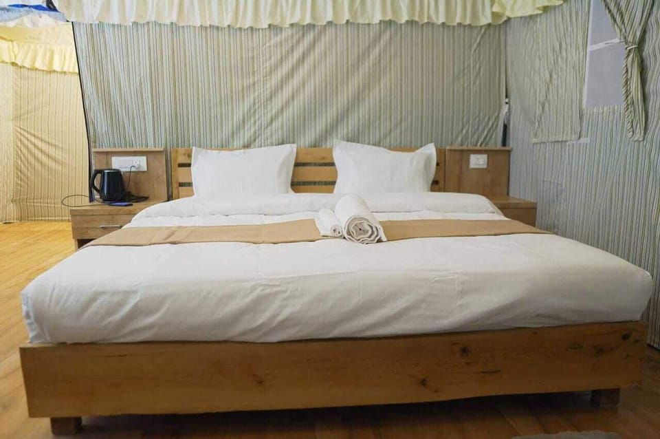 Family Tent, 1 Bedroom, Non Smoking | 8 bedrooms, desk