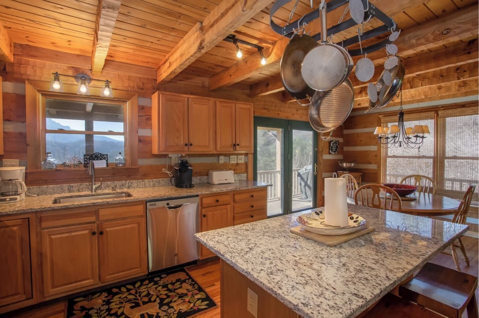 Eat-in kitchen. New appliances and cooking utensils. Crock pot, panini press.