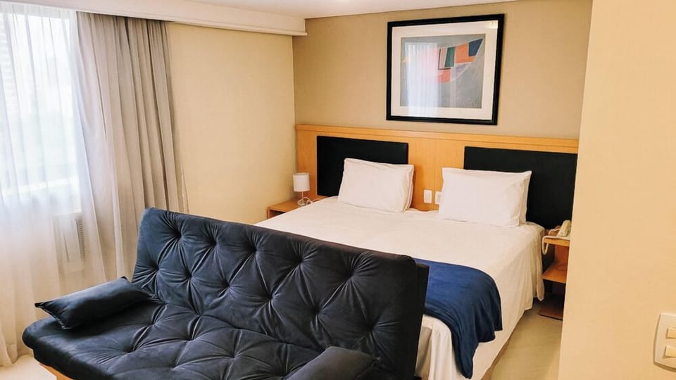 1 bedroom, in-room safe, iron/ironing board, WiFi (free)