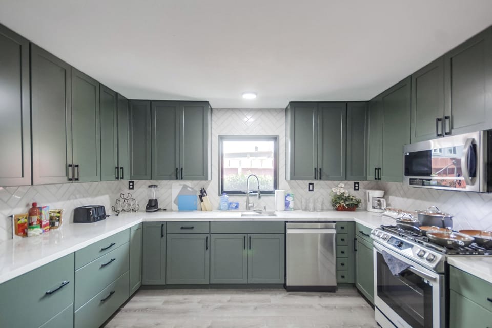 Our modern, fully-equipped kitchen has everything you need to prep meals!