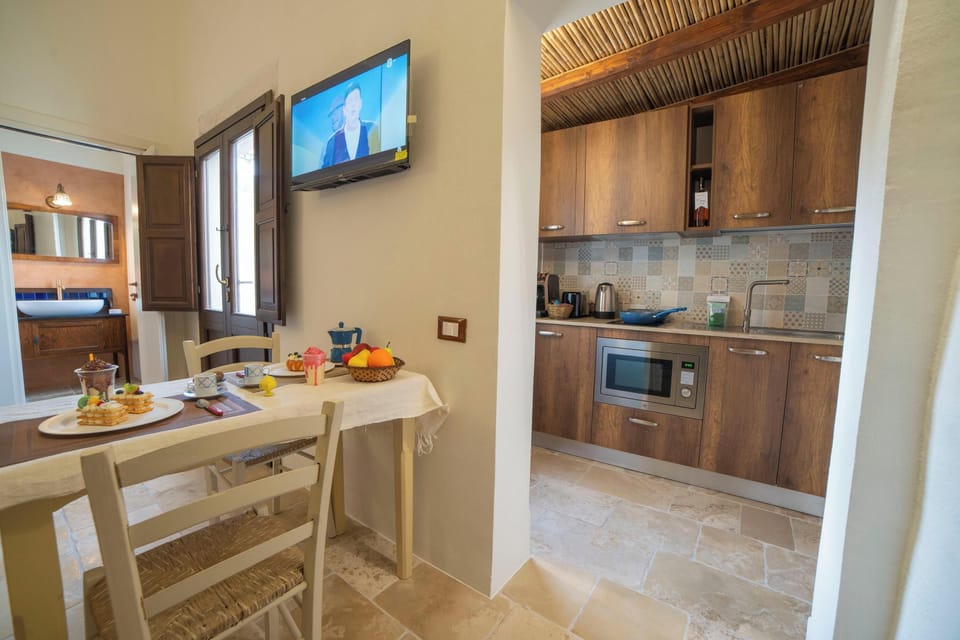Kitchen and dining area
