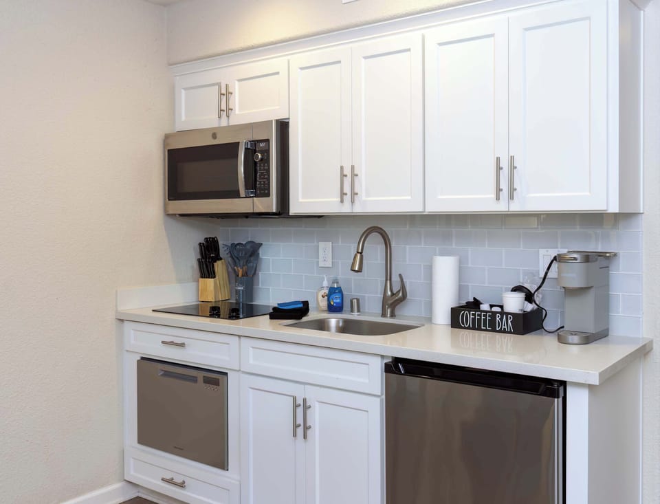 Kitchenette