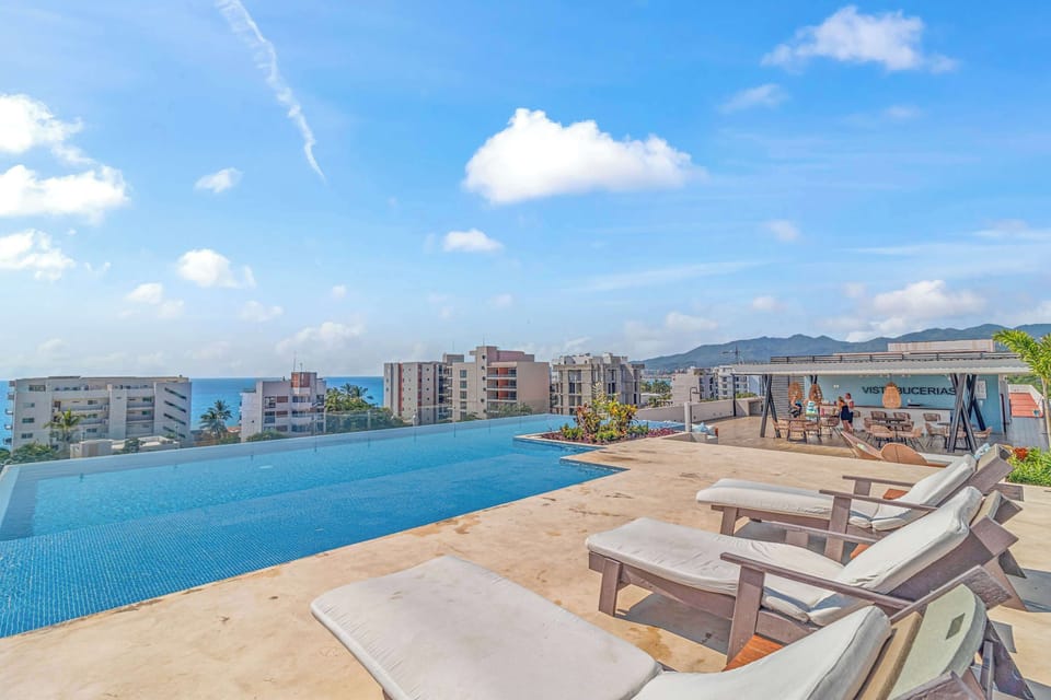 Roof Top Pool