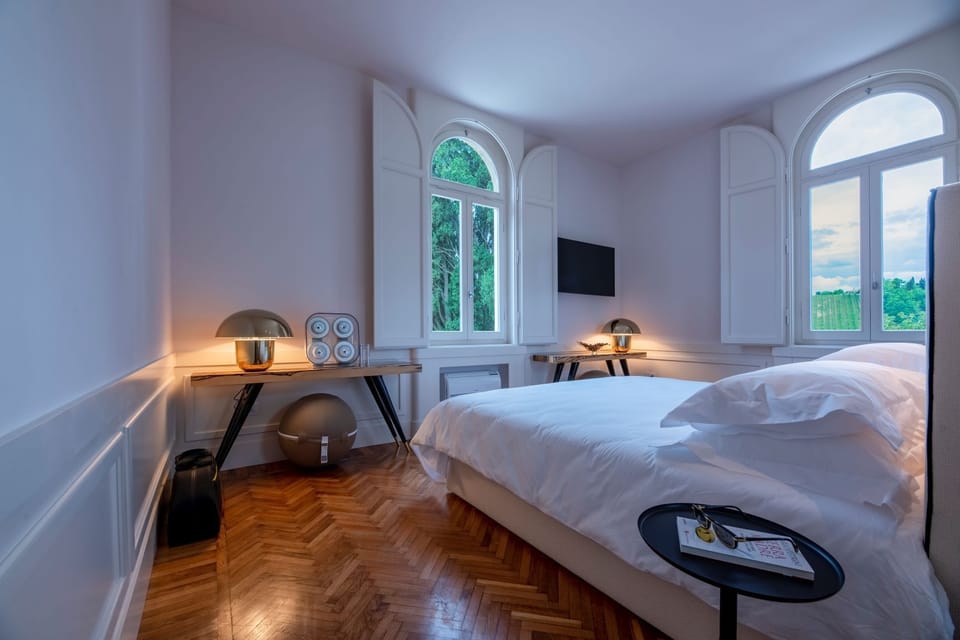 Luxury Suite, Hill View with Sauna | Premium bedding, down comforters, Select Comfort beds, minibar