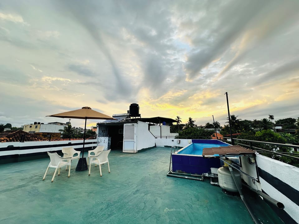MCS Holiday Apartments Bed and Breakfast in Western Province