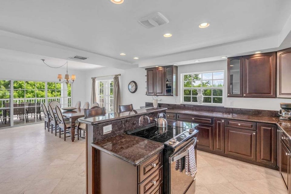 Cook, serve, and entertain effortlessly with premium finishes and plenty of room to spread out.